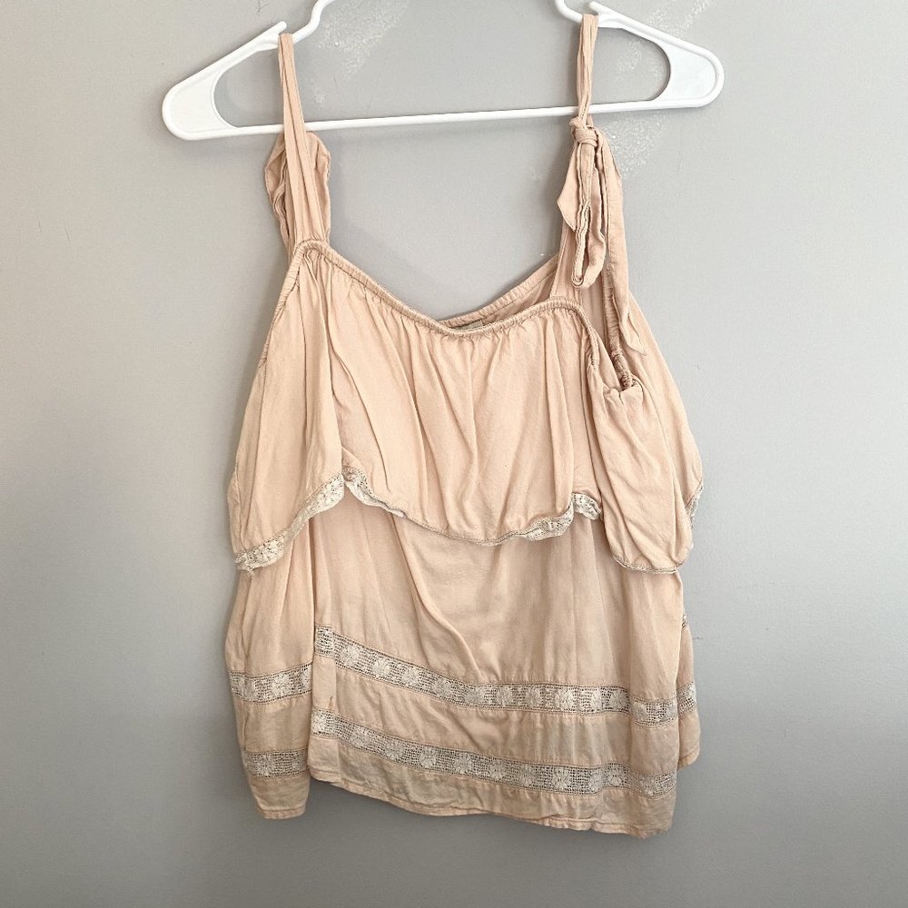 AEO Layered Tank
